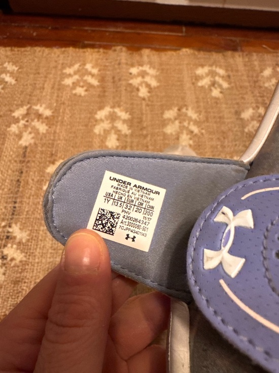 Under armour girls sandals size 1 vacation sandals - Picture 3 of 4